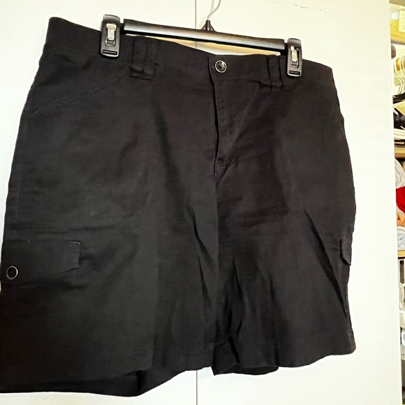Lee Pants - Women’s Lee black shorts, sz14